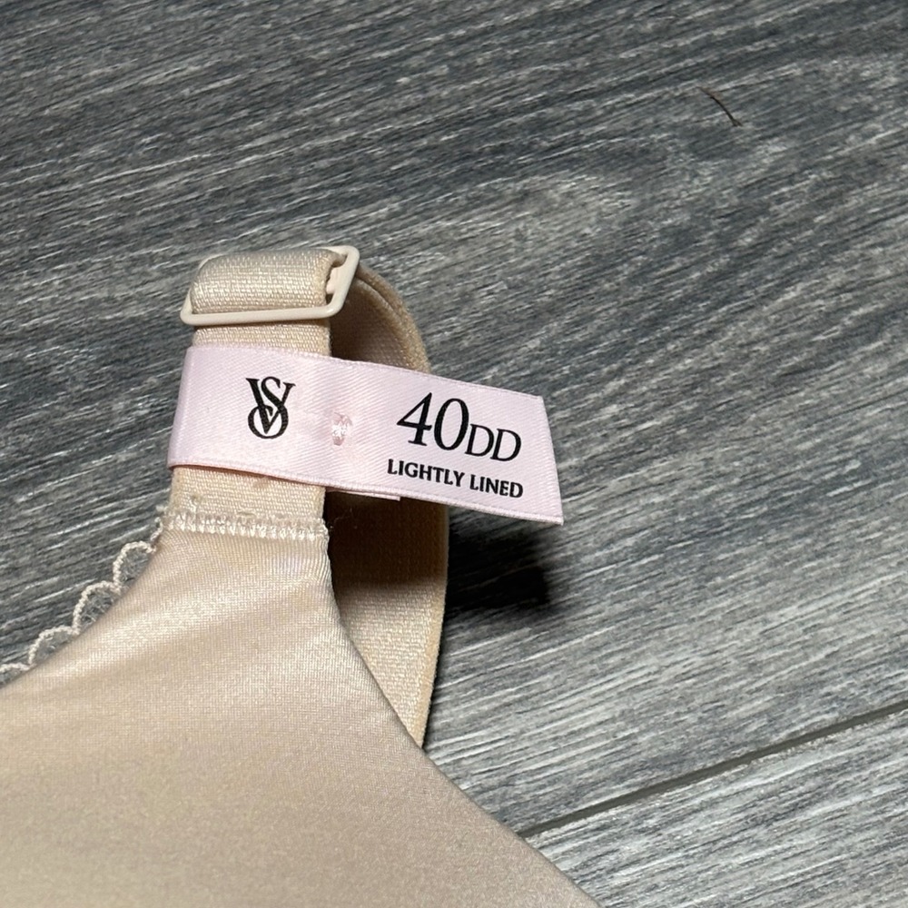 Victorias Secret Body by Victoria Perfect Coverage Bra 40DD Beige Nude 11237443 - Picture 2 of 8